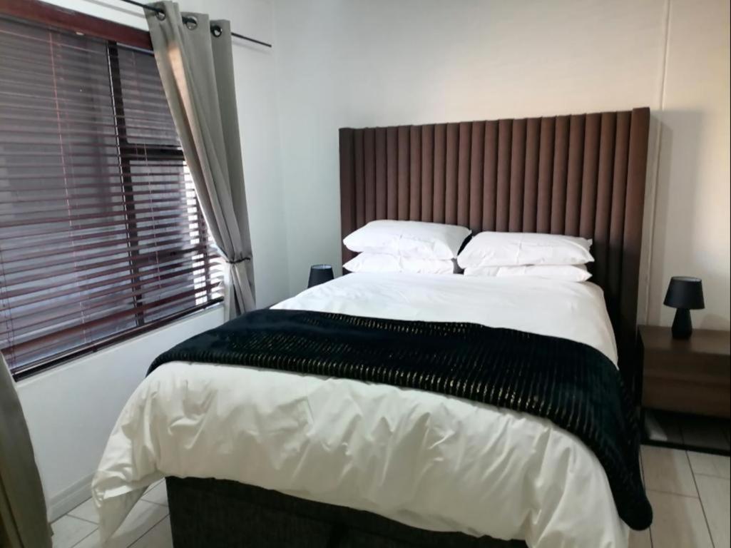 Emabheleni Executive Suites Westpoint Johannesburg Pokój zdjęcie